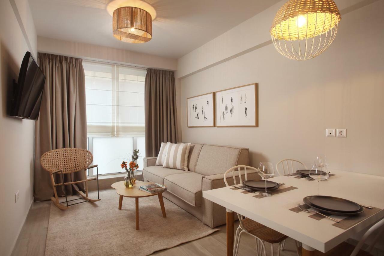 Love Luxury Central Apartment เอเธนส์ ภายนอก รูปภาพ